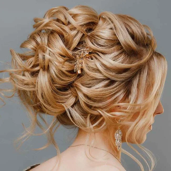 Gaya rambut kerinting: 130 idea sederhana dan cantik