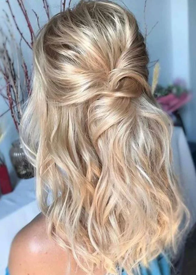 Gaya rambut kerinting: 130 idea sederhana dan cantik