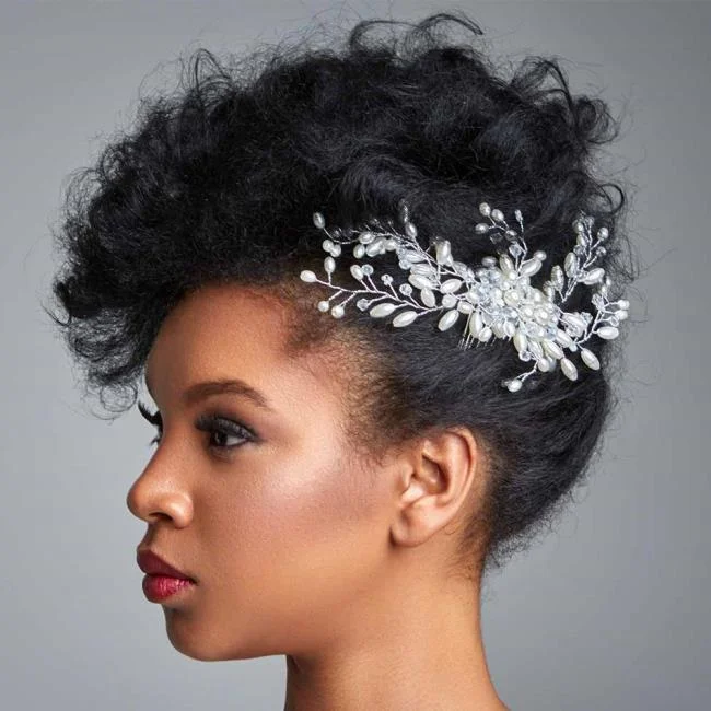 Gaya rambut kerinting: 130 idea sederhana dan cantik