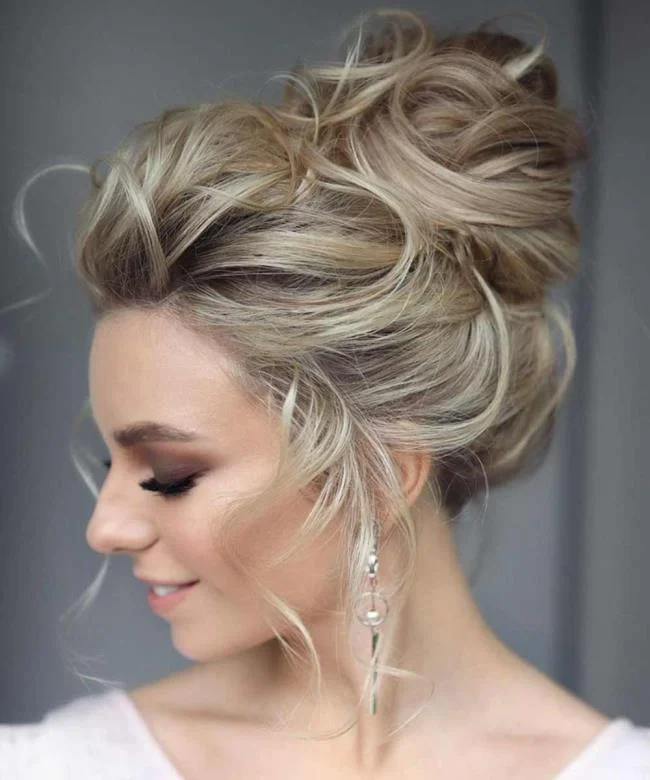 Chignon：それを行う200の方法、画像、チュートリアル