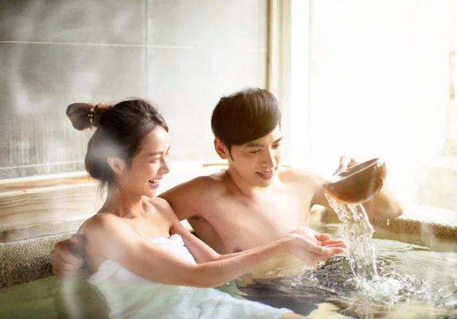 붉은 빛의 날에 그것을하는 비결은 안전하고 승화됩니다!