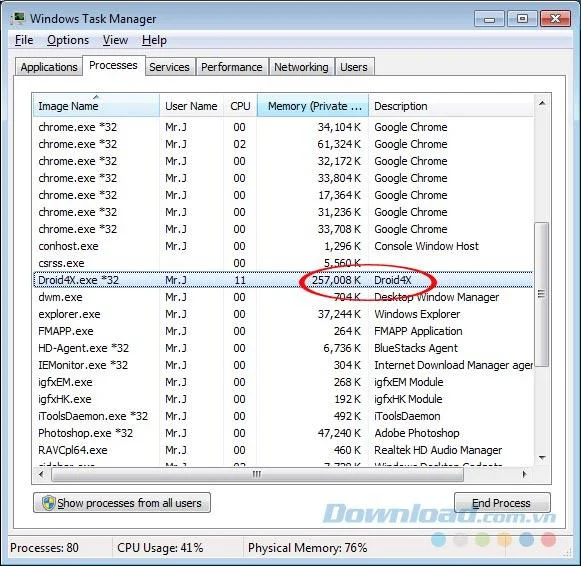 BlueStacks i Droid4X - Który symulator jest lepszy?