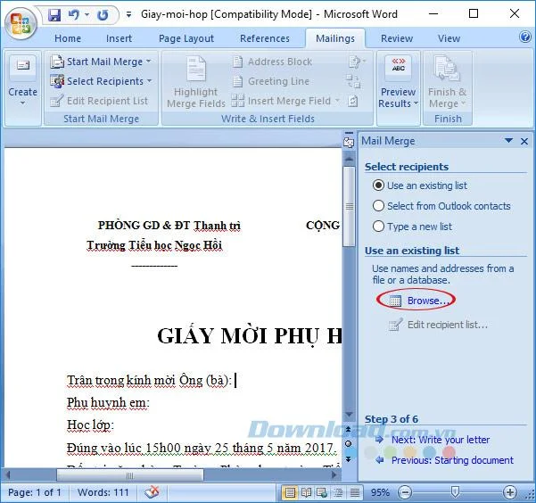 Hoe u uitnodigingen voor vergaderingen kunt combineren in Microsoft Word
