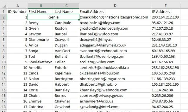 Hoe cellen in Excel samen te voegen en samen te voegen
