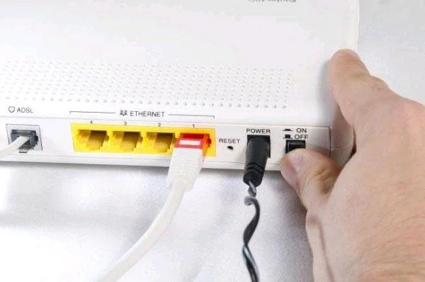 نحوه رفع خطای روتر بی سیم ، فرستنده وای فای معیوب است