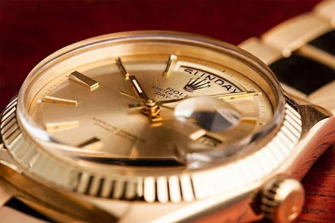 Razones para comprar un reloj con cristal de zafiro Razones para comprar un reloj con cristal de zafiro