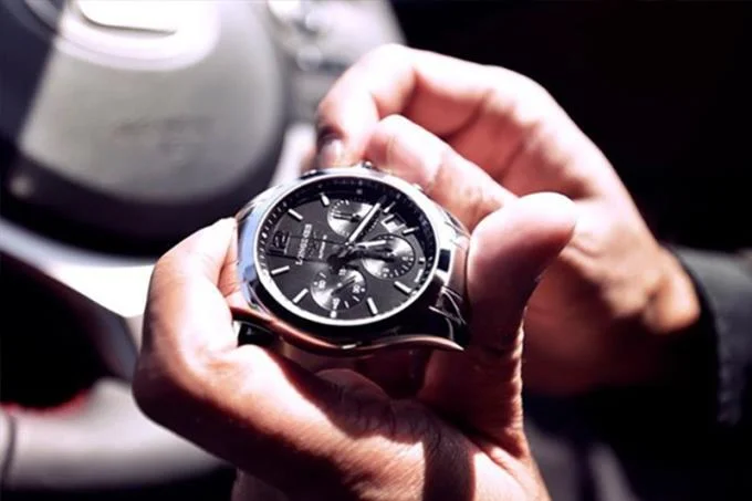 ساعت مکانیکی در حال اجرا نیست: دلایل و راه حل ها