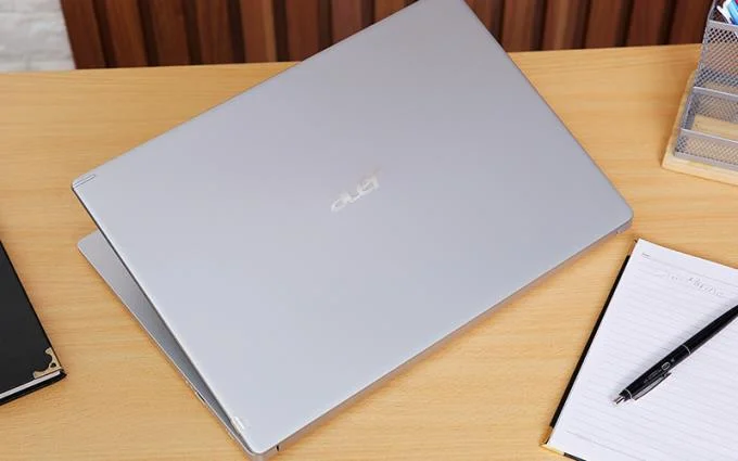 Acer CineCrystal LED Backlight teknolojisi hakkında bilgi edinin