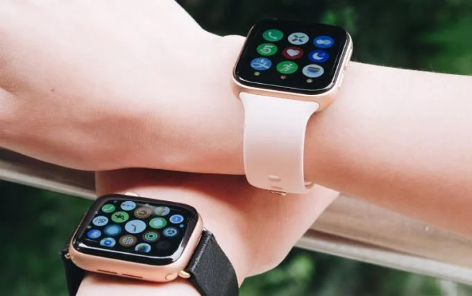 Petunjuk mengenai cara menghubungkan OPPO Watch Series dengan telefon Android dan iOS