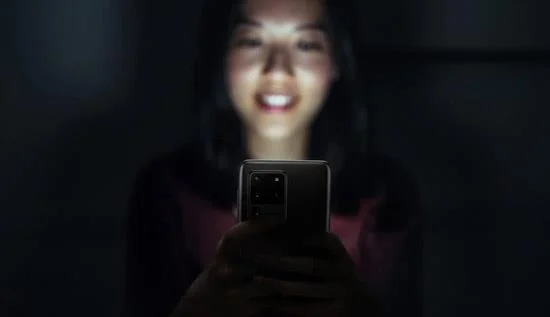 Dynamic AMOLED 2X 屏幕的眼睛保護功能