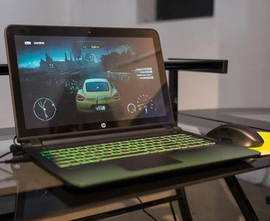 HP Pavilion dizüstü bilgisayar serisi hakkında bilgi edinin: Artıları ve eksileri, satın almalısınız mı?