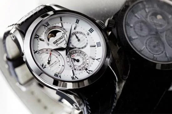 Prinsip kerja Jam Tangan Kinetik