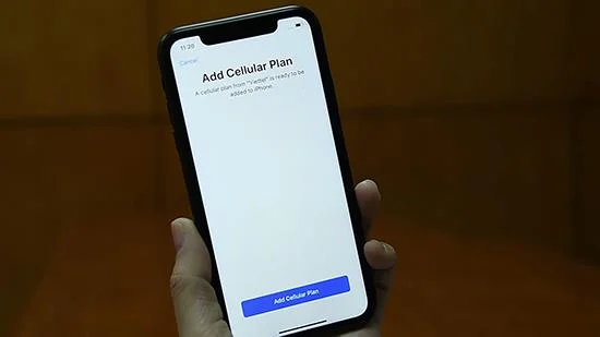Viettel 네트워크의 iPhone에서 eSIM을 사용하기위한 지침