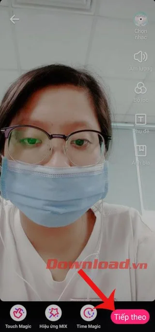 Petunjuk untuk memasang dan merekam video dengan Likee