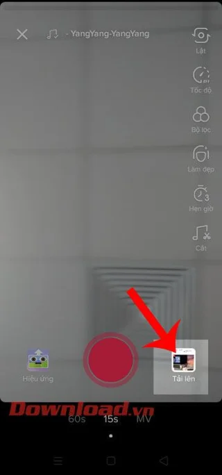 Petunjuk penggunaan musik latar TikTok dari video lain