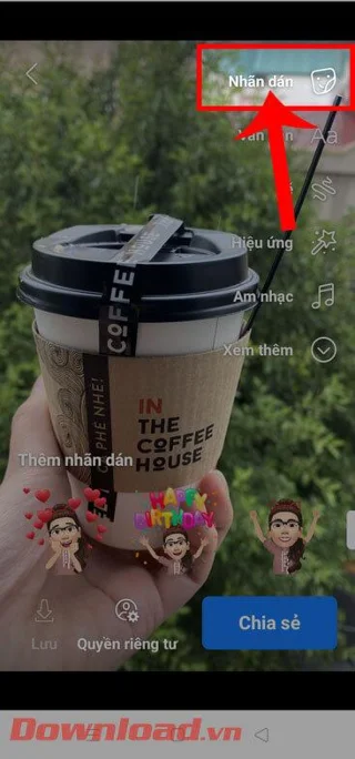 Petunjuk untuk melampirkan lokasi ke Facebook Story