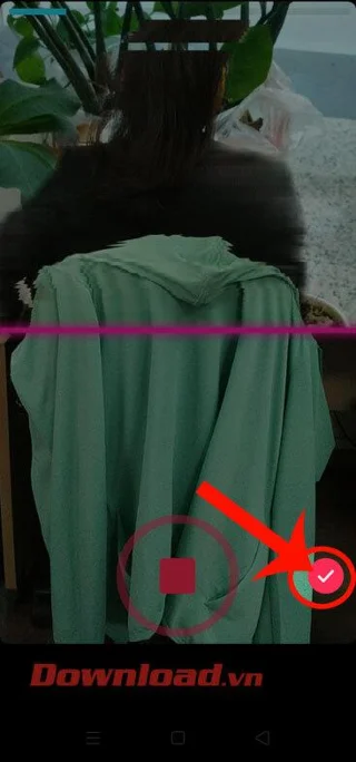 Petunjuk memasukkan latar belakang untuk merekam video Tik Tok