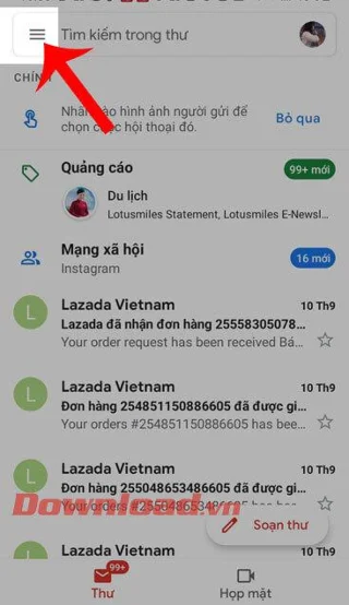 Petunjuk untuk mengaktifkan mode latar belakang gelap untuk Gmail di ponsel Anda