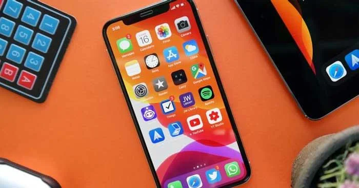 IOS 15: Cómo cambiar la hora y ubicación de las fotos en iPhone