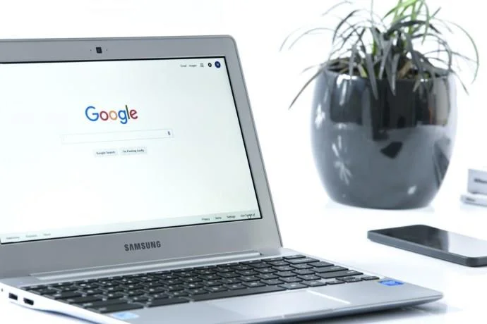 Google로 특정 웹사이트를 검색하는 방법
