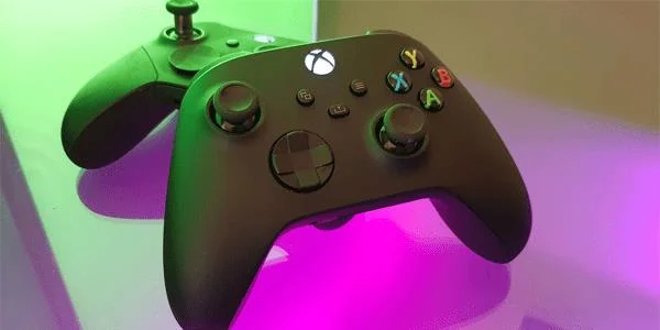 چگونه یک کنترلر Xbox Series X را تعمیر کنیم که سری به چشمک می زند چگونه یک کنترلر Xbox Series X را تعمیر کنیم که سری به چشمک می زند