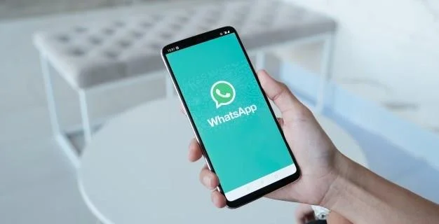 Cara Memadam Kenalan Dalam WhatsApp