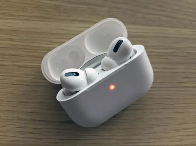 نحوه اتصال به AirPods برای کنفرانس بزرگنمایی در رایانه شخصی ویندوز، مک، یا کروم بوک