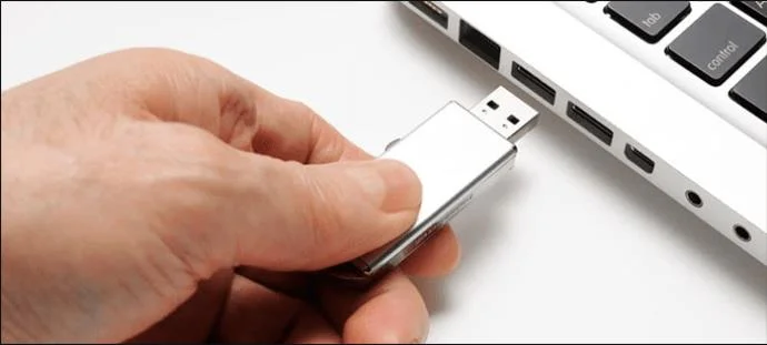 نحوه انتقال تصاویر از آیفون به فلش USB