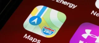Apple 지도에서 핀을 놓거나 제거하는 방법