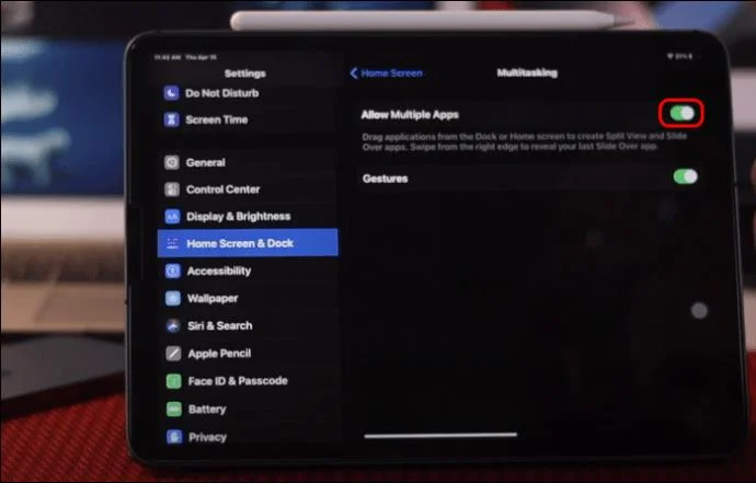How To Use A Split Screen On An IPad