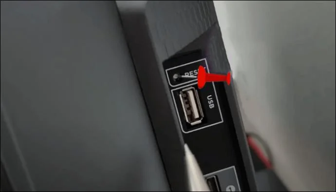 How To Fix A TCL TV Light Blinking