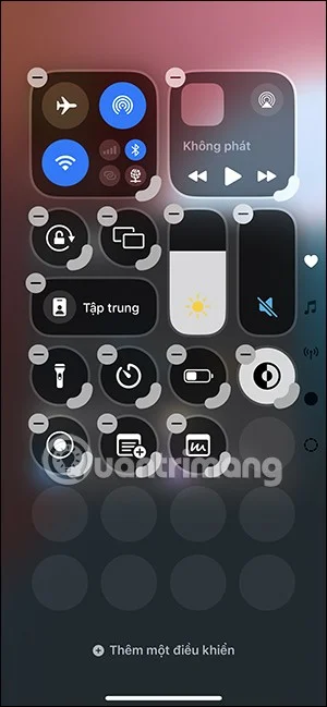 IOS 18에서 제어 센터를 조정하는 방법