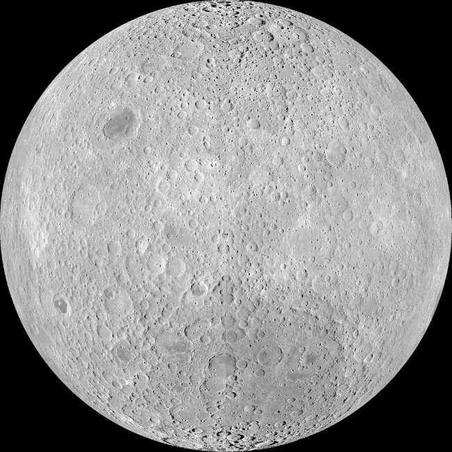 De belangrijkste interessante feiten over de maan die u misschien nog niet wist