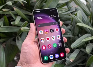 6 redenen waarom veel mensen nog steeds trouw zijn aan de Galaxy S23 in plaats van te upgraden naar de S25