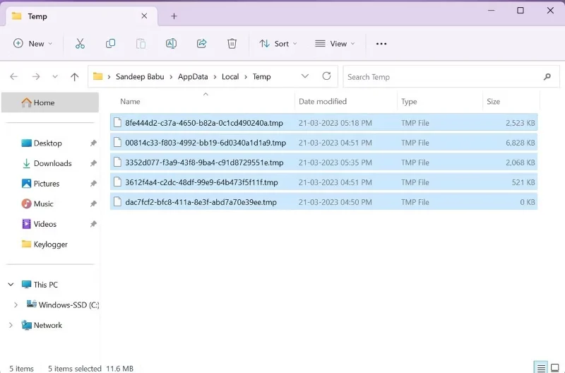 コンピュータからキーロガーを完全に見つけて削除する方法