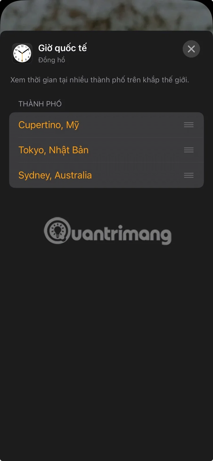 Cum să afișați mai multe fusuri orare pe ecranul iPhone-ului