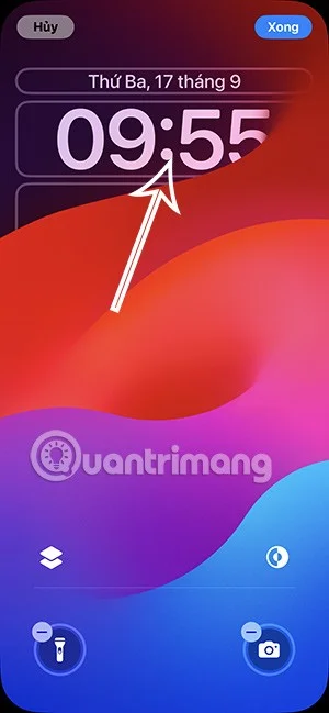 Come cambiare il colore dell'arcobaleno per l'orologio della schermata di blocco dell'iPhone