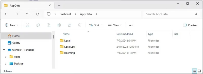 What is the AppData folder in Windows? When should you use it?