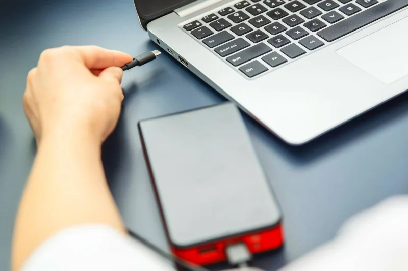How to fix Chromebook not turning on