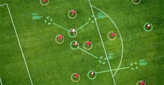 TacticAI, el asistente táctico de IA que ayuda a entrenar a los jugadores del Liverpool