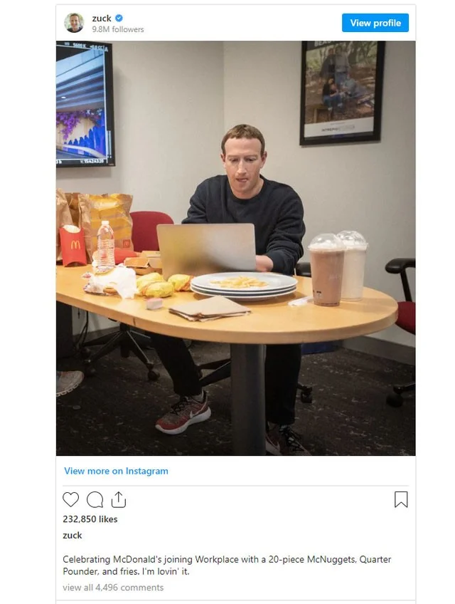 Mark Zuckerberg, que odia a Apple, todavía tiene que usar MacBook, pero es muy extraño
