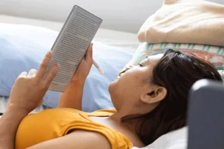 Waarom je de donkere modus niet op je telefoon moet gebruiken?