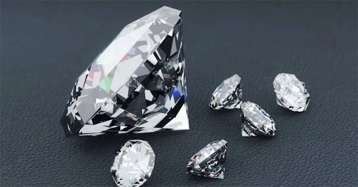 Diamant - Geboortesteen april Diamant - Geboortesteen april