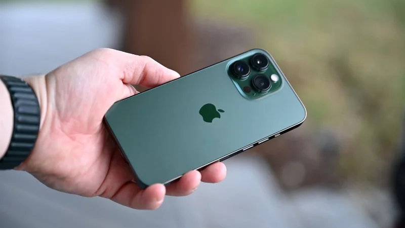 iPhone 13 시리즈 4가지 버전 리뷰: 아직도 구매할 가치가 있을까?