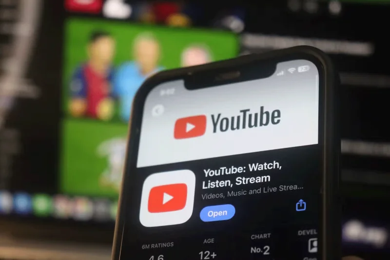 YouTube on Android gets a Play Something button