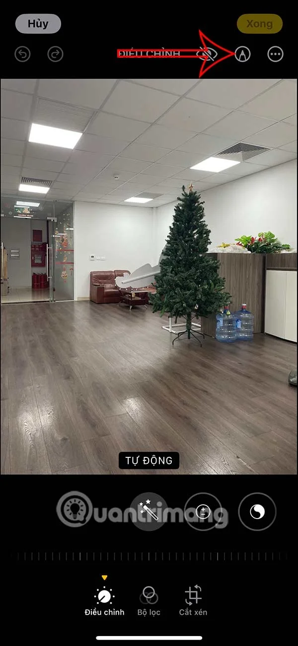 iPhone'da fotoğraflara çıkartma ekleme talimatları