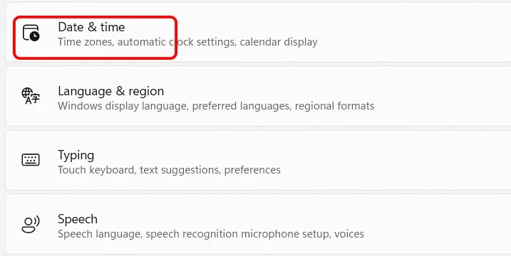 How to display full date and time on Windows 11 Taskbar