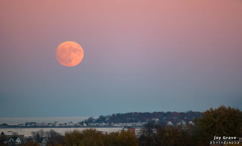 Impresionantes imágenes de la superluna desde todo el mundo.