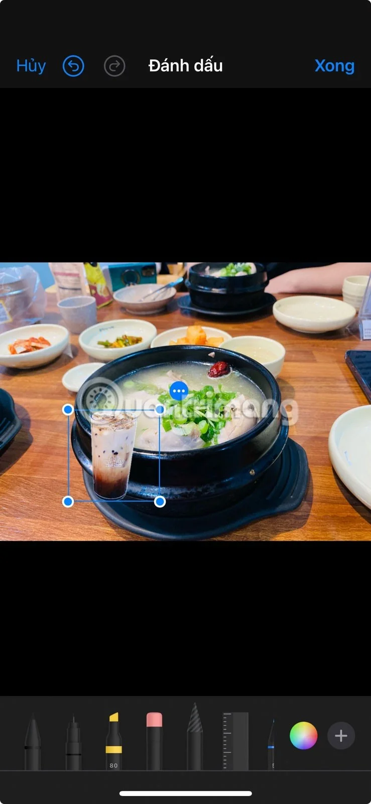 iPhone에서 두 개의 이미지를 오버레이하고 결합하는 방법