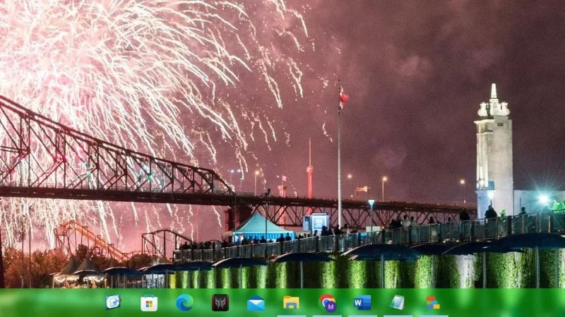 Instructions for creating Taskbar effects on Windows
